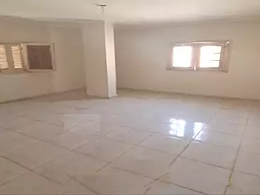 عقارات للبيع - 2 غرف - بالدور 4