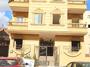 شقق للبيع - 3 غرف - بالدور 1
