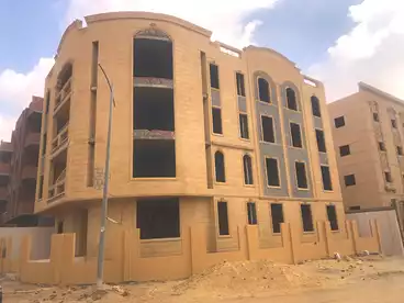 شقق للبيع - 3 غرف - بالدور 2