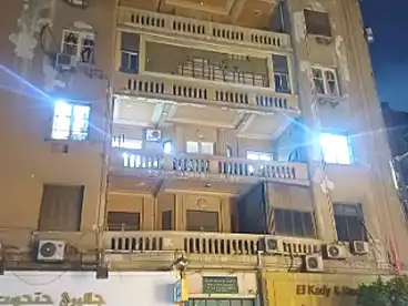 Apartments For sale - 8 rooms - floor 5