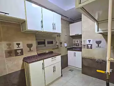 شقق للبيع - 3 غرف - بالدور 15