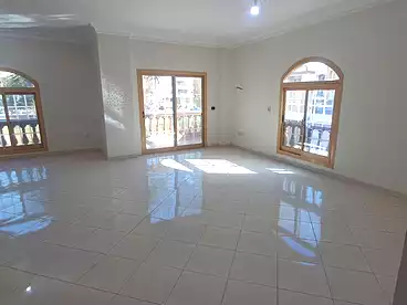 عقارات للإيجار - 2 غرف - بالدور 0