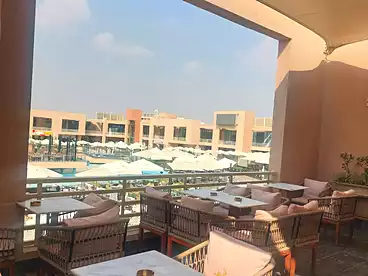 Cafe For rent