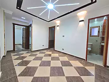 شقق للبيع - 2 غرف - بالدور 8