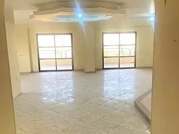 عقارات للبيع - 4 غرف - بالدور 8