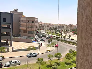 مكاتب للإيجار - 2 غرف - بالدور 2
