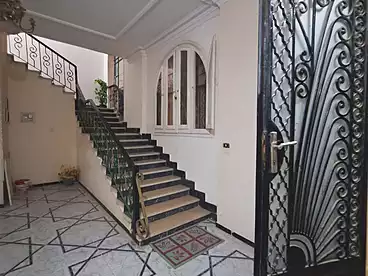 عقارات للبيع - 3 غرف - بالدور 4