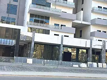 Apartments For sale - 3 rooms - floor 1