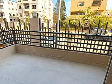 Apartments For sale - 3 rooms - floor 1