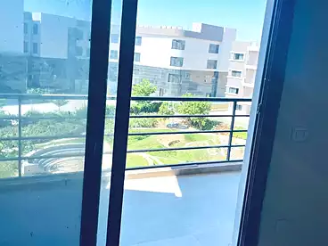 Apartments For sale - 3 rooms - floor 3