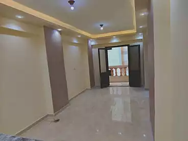 شقق للبيع - 3 غرف - بالدور 1