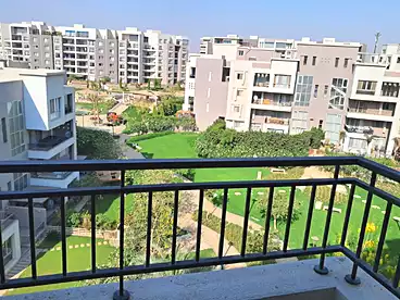 Apartments For sale - 3 rooms - floor 5