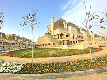 Villas For sale in Croons - Sarai Compound, Sarai Compound - Madinet Masr, 150 sqm