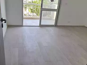 Apartments For rent - 4 rooms - floor 3