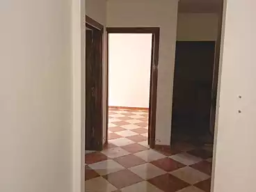 شقق للبيع في البيطاش، العجمي، 130 متر