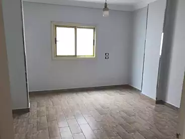 شقق للإيجار - 3 غرف - بالدور 4