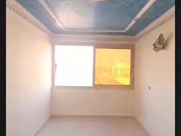 عقارات للإيجار في شارع ولي العهد، حدائق القبة، 100 متر