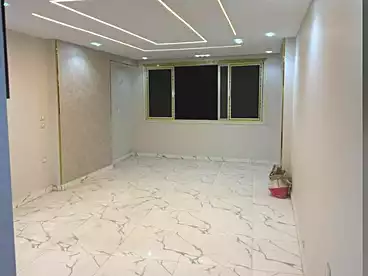 عقارات للبيع - 3 غرف - بالدور 0