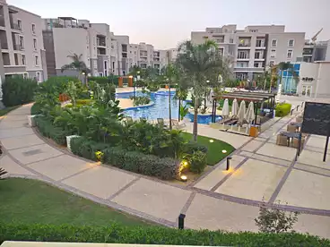 شقق للبيع - 3 غرف - بالدور 1