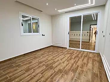 شقق للبيع في اللبيني، فيصل، 175 متر