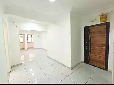 شقق للبيع في زيزينيا، الاسكندرية، 145 متر