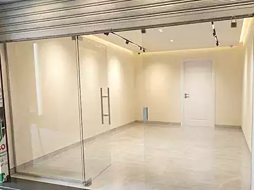 Shops For rent in Mahmoud El-Isawy St., Miami, 100 sqm