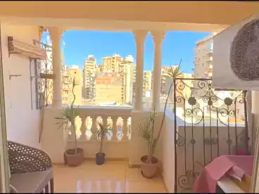 شقق للبيع في شارع محمد الاقبال، لوران، 176 متر