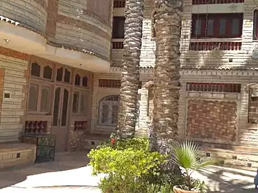 فيلا جاردن للبيع - 9 غرف