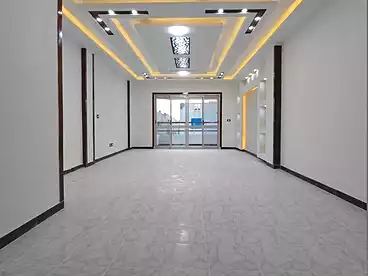 شقق للبيع - 3 غرف - بالدور 1