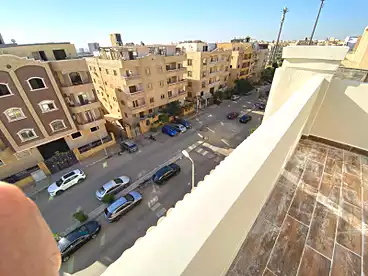شقق للبيع في الحي السادس عشر، الشيخ زايد، 210 متر