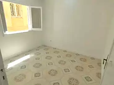 شقق للبيع في الكيلو 21، العجمي، 250 متر