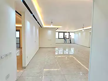 مقر إداري للإيجار في كارفور، المعراج العلوي، 290 متر