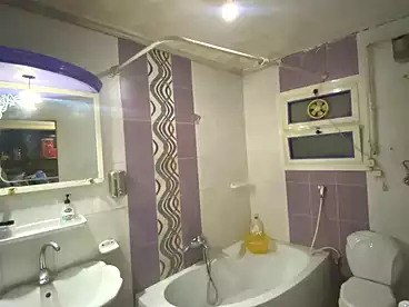 شقق للبيع في شارع قنال المحمودية البحري، محرم بك، 100 متر