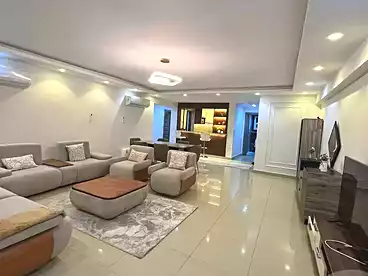 عقارات للإيجار - 3 غرف - بالدور 8