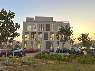 مكاتب للإيجار في ذا بلاتوه - كمبوند ديستريكت 5، كمبوند ديستريكت 5 - مراكز، 246 متر