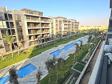 شقق للبيع في كمبوند الباتيو أورو - لافيستا، كمبوند بالتجمع الخامس، 164 متر