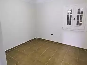 Apartments For rent in El-Maamoun St, Moharram Bey, 130 sqm