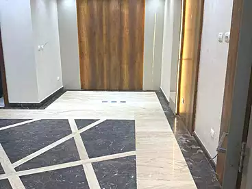 For sale in Northern 90th St., 90th Street, 210 sqm