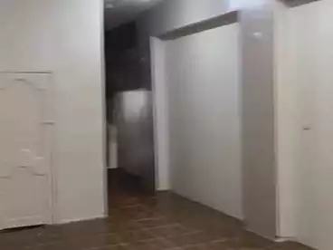 محلات للإيجار في عين شمس الشرقية، عين شمس، 100 متر