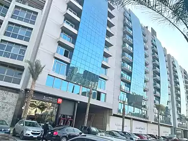 مكاتب للإيجار في بافاريا تاون - مرشدي جروب، كمبوند بالمعادي، 1000 متر