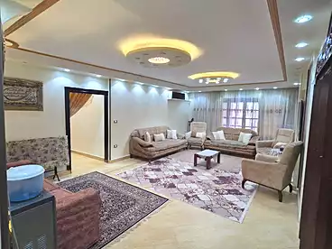 شقق للبيع في شارع جسر السويس، النزهة 2، 270 متر