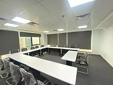 Administrative For rent in Northern 90th St., 90th Street, 500 sqm