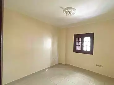 شقق للإيجار في الحي الثاني، العبور، 120 متر