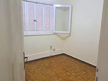 Administrative For rent in Kasr Al Nile St., Qasr El Nil, 130 sqm