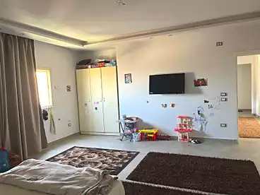 للبيع في شارع يوسف صبري، الحي السابع، 350 متر