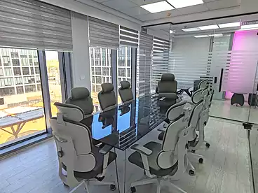 للإيجار في مول ذا بوديوم - كمبوند كايرو فيستيفال سيتي، كمبوند كايرو فيستيفال سيتي - الفطيم، 181 متر