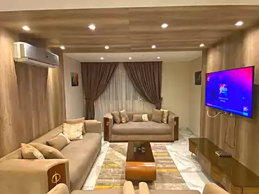 للإيجار في شارع الشيخ محمد النادي، المنطقة السادسة، 160 متر