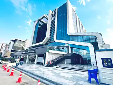 مكاتب للإيجار في شارع التسعين الشمالي، شارع التسعين، 250 متر