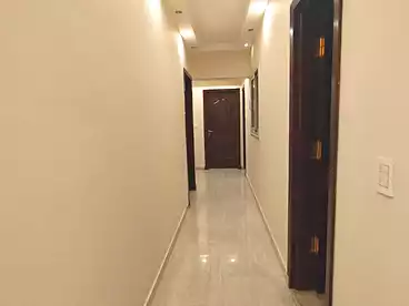 مكاتب للإيجار في دائري المعادي، المعادي، 240 متر
