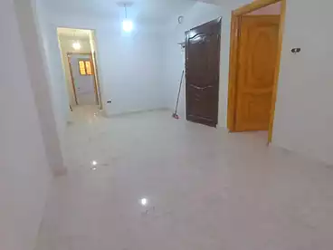 مقر إداري للبيع في محرم بك، الاسكندرية، 140 متر